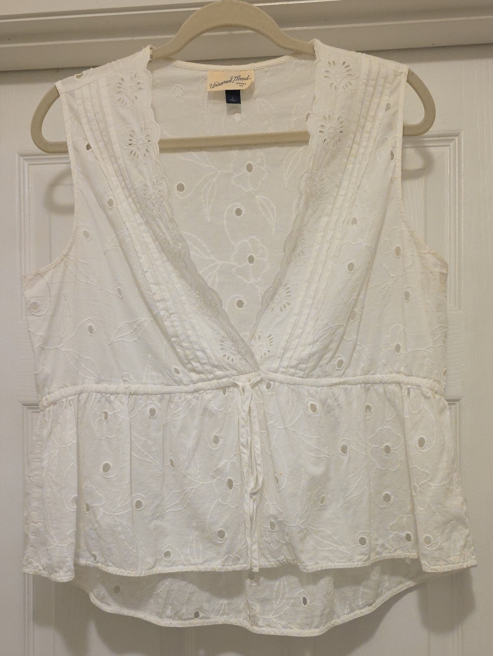 Universal Thread White Eyelet Lace Tie Waist Peplum Top Blouse Size L